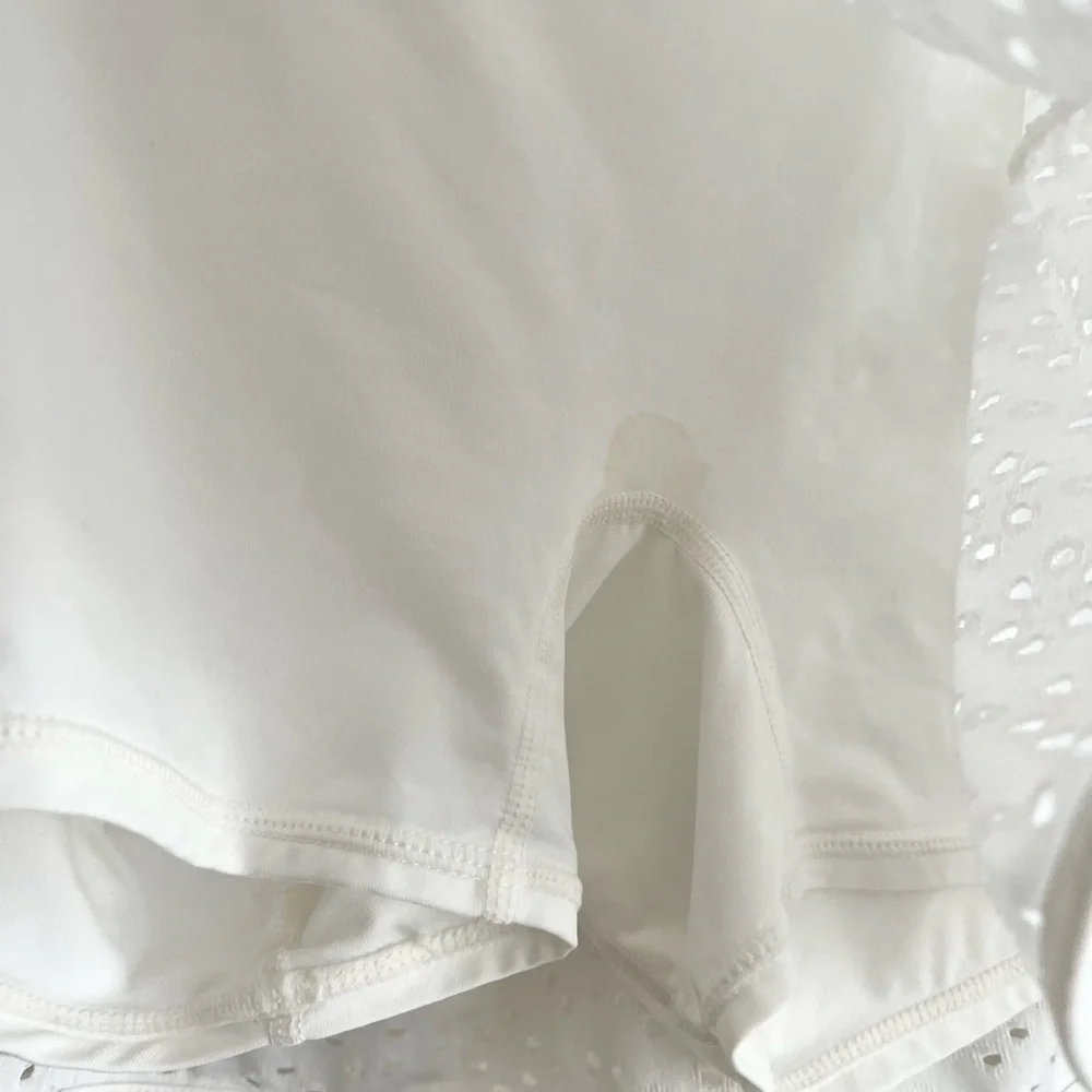 Lilly Pulitzer Luxletic Gardenia Eyelet Skort - Picture 3 of 6